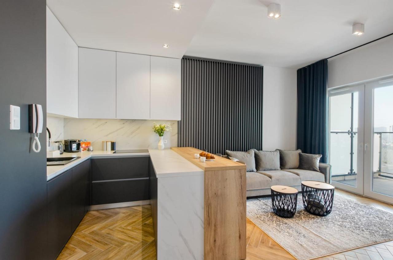 Sky Home- Sunset Penthouse -Neopolis, Centrum, Klimatyzacja, Parking Dostep Na Kod Лодз Екстериор снимка
